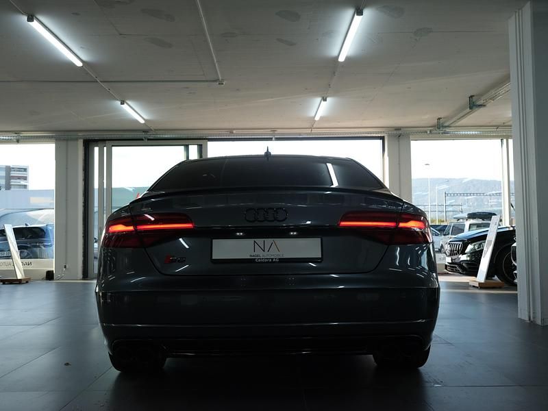Gebraucht Audi S8 plus Design 605 PS (444 kW) 2018 Limousine