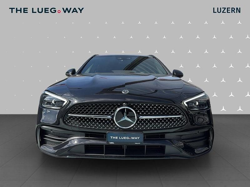 Gebraucht Mercedes C220 197 PS (144 kW) 2024 Schwarz Kombi