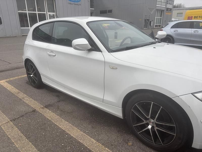 Gebraucht BMW 116 122 PS (89 kW) 2011 Kleinwagen