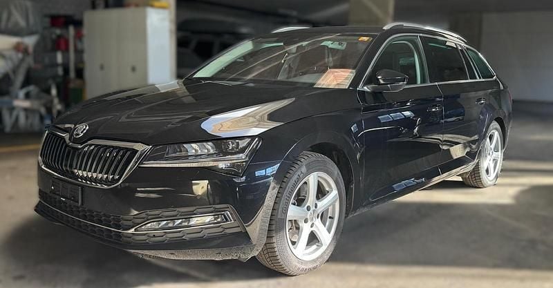 Gebraucht Skoda Superb Style 200 PS (147 kW) 2023 Kombi