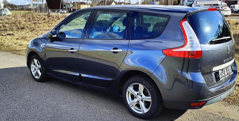 Gebraucht Renault Grand Scénic III Bose Edition 130 PS (95 kW) 2011 Van / Kleinbus