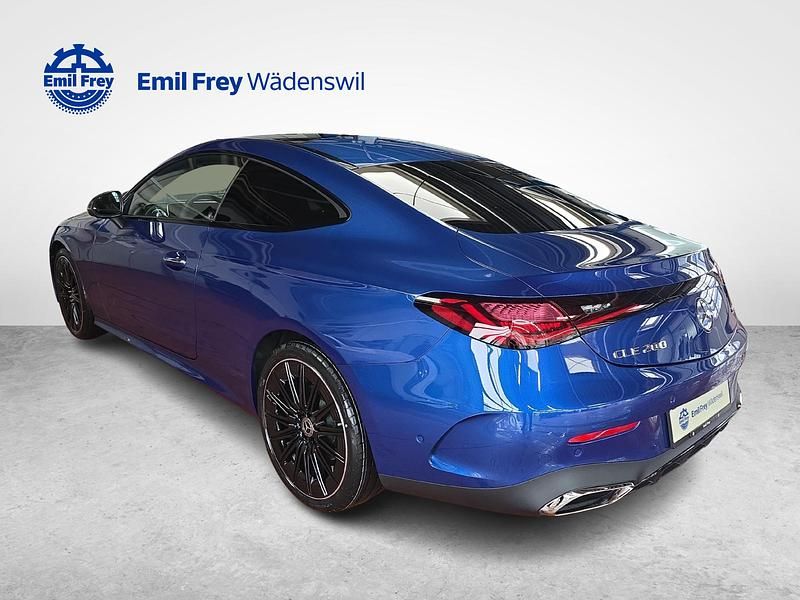 Neu Mercedes CLE200 AMG line 227 PS (166 kW) 2025 Blau Coupé