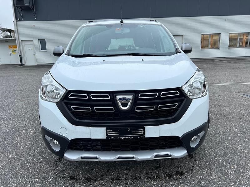 Gebraucht Dacia Lodgy Stepway 115 PS (84 kW) 2018 Van / Kleinbus