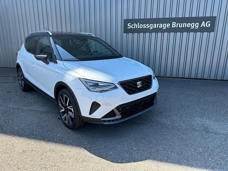 Weiss Gebraucht 2023 Seat Arona FR SUV | CHF 29’890 (Teuer) - Bild 1/4