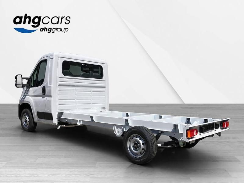 Gebraucht Opel Movano 140 PS (102 kW) 2024 Van