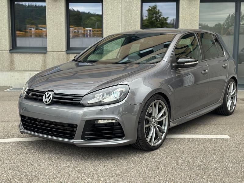 Gebraucht 2010 VW Golf VI R | CHF 13’990 (Etwas zu teuer) - Bild 1/4
