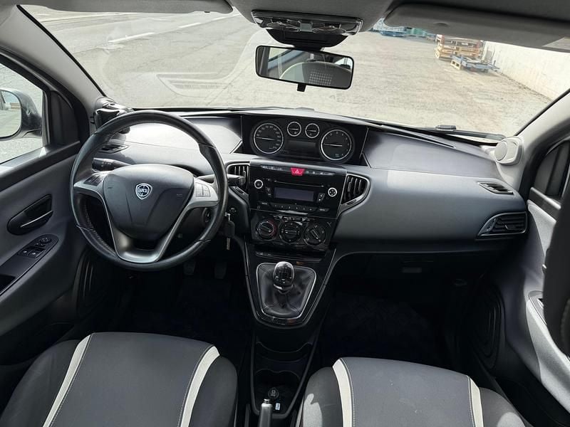 Gebraucht Lancia Ypsilon 85 PS (62 kW) 2015 Kleinwagen