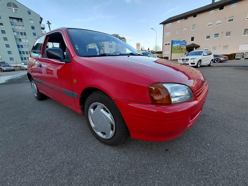 Gebraucht Toyota Starlet 75 PS (55 kW) 1997 Kleinwagen