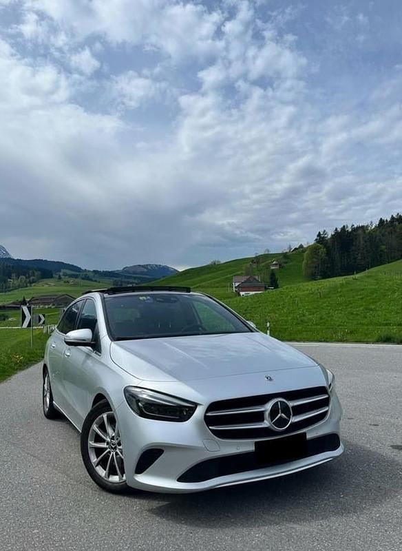 Gebraucht 2019 Mercedes B200 Progressive Van / Kleinbus | CHF 16’900 - Bild 1/4