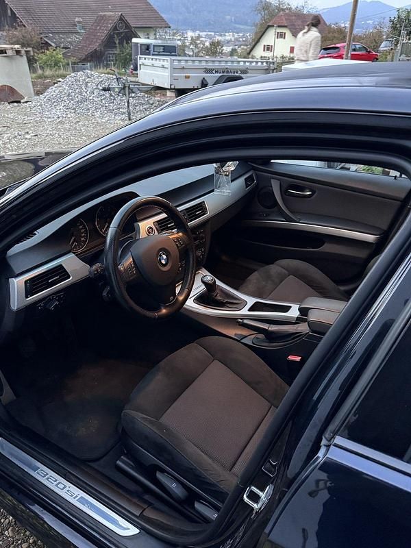 Gebraucht BMW 320 Shadowline 173 PS (127 kW) 2006 Limousine