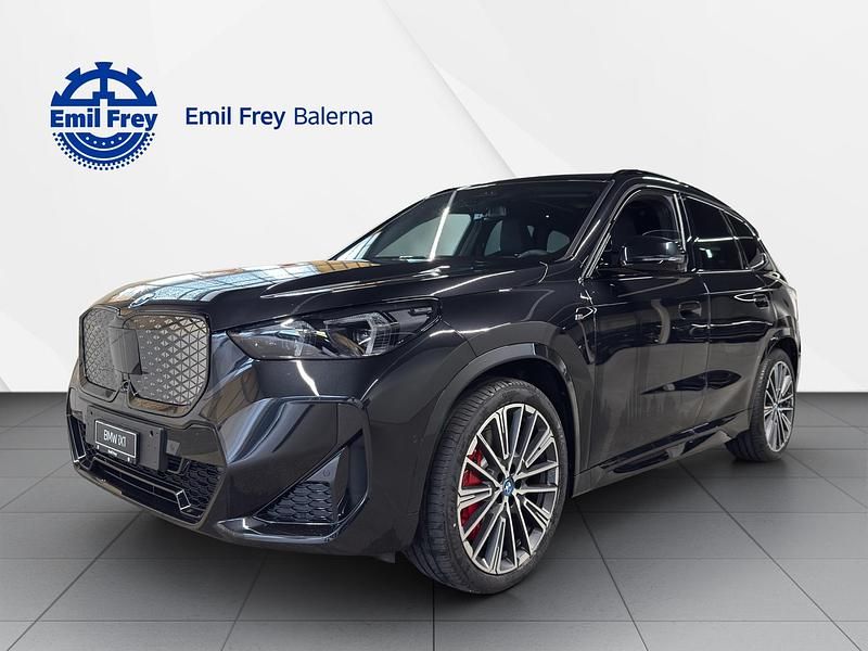 Schwarz Neu 2025 BMW iX1 Comfort Edition SUV | CHF 73’300 (Teuer) - Bild 1/4