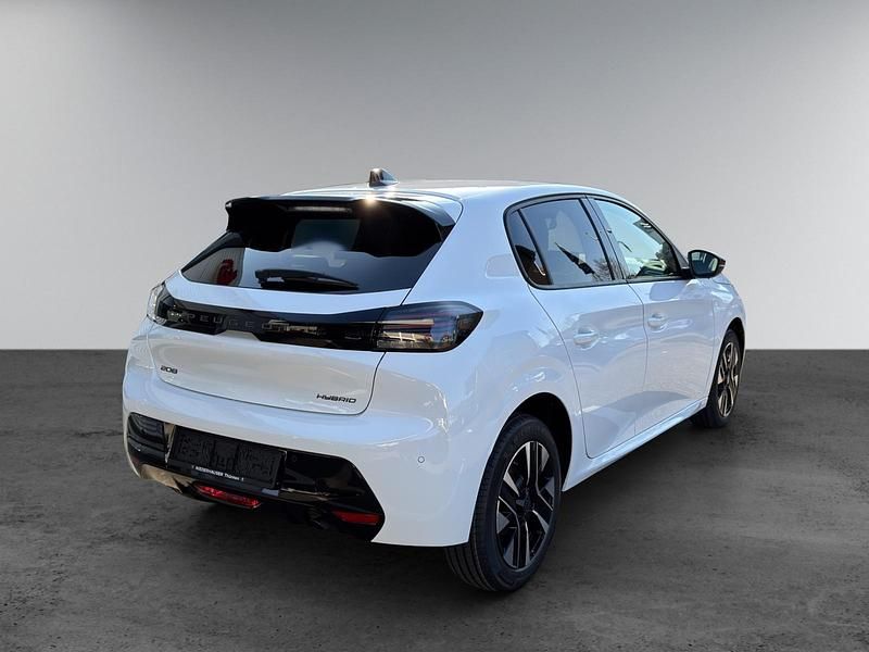 Neu Peugeot 208 Allure Premium 110 PS (80 kW) 2025 Kleinwagen