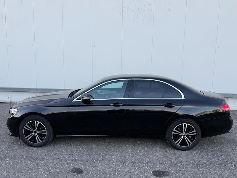 Gebraucht Mercedes E220 200 PS (147 kW) 2023