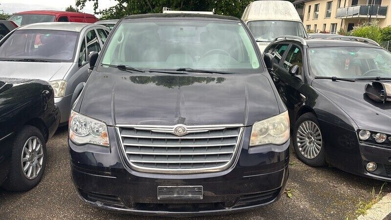 Gebraucht 2011 Chrysler Grand Voyager Van / Kleinbus | CHF 4’000 - Bild 1/4