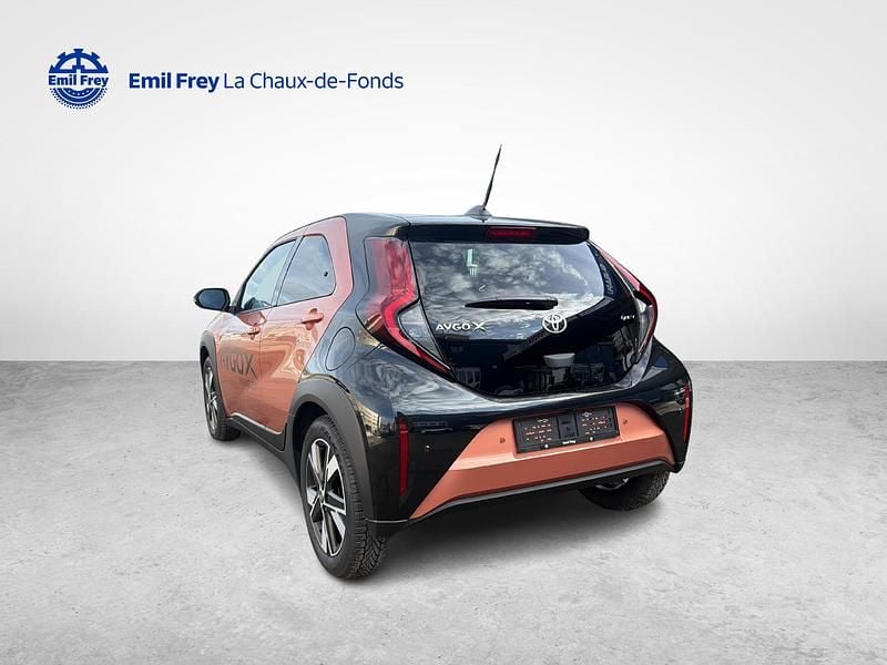Neu Toyota Aygo X Trend 116 PS (85 kW) 2025 Bronze SUV