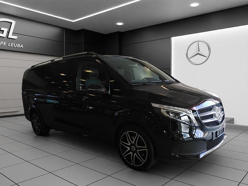 Gebraucht Mercedes V300 239 PS (175 kW) 2022 Schwarz Van / Kleinbus