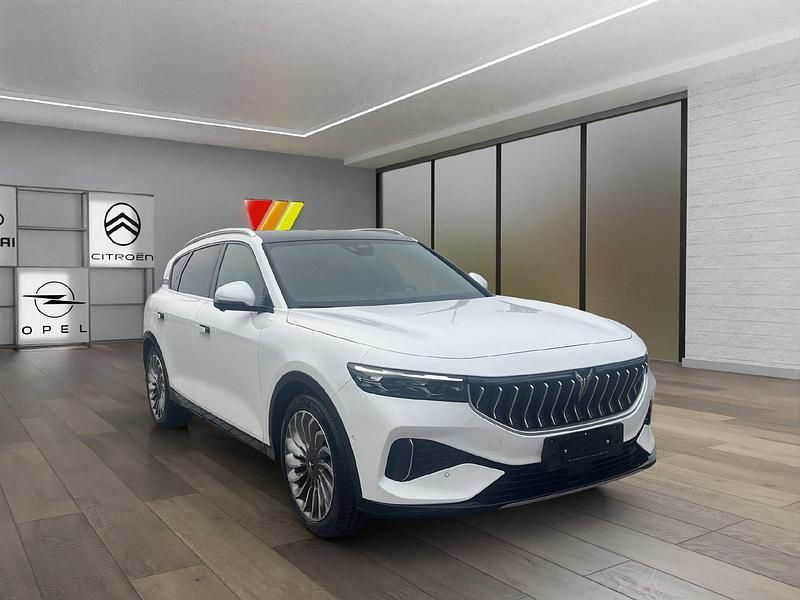 Neu Voyah Free 359 kW (489 PS) 2025 Weiss SUV