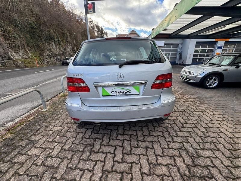 Gebraucht Mercedes B180 115 PS (84 kW) 2010 Van / Kleinbus