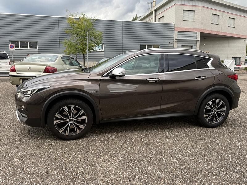 Gebraucht Infiniti QX30 Premium 170 PS (125 kW) 2016