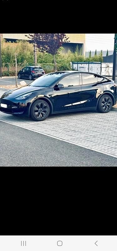 Gebraucht Tesla Model Y 378 kW (514 PS) 2025 SUV