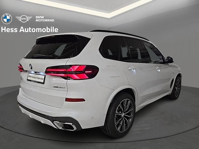 Gebraucht BMW X5 M Sport 298 PS (219 kW) 2024 Weiss SUV