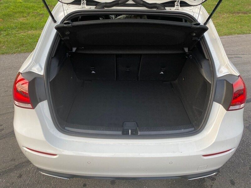 Gebraucht Mercedes A180 136 PS (100 kW) 2020