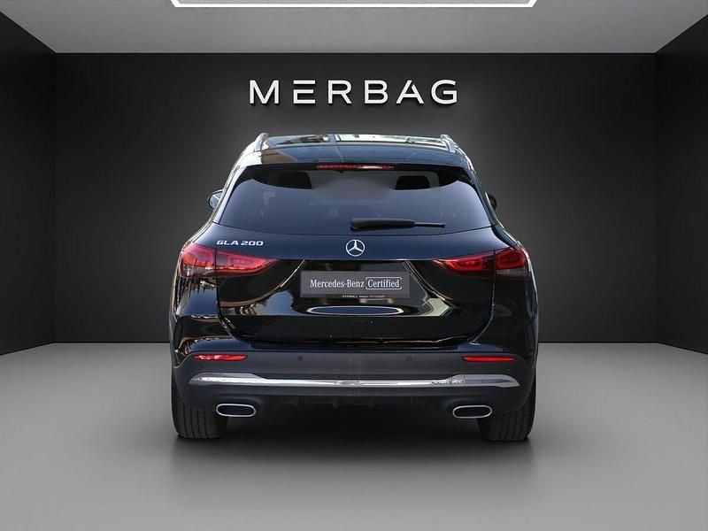 Gebraucht Mercedes GLA200 AMG line 163 PS (119 kW) 2021 Schwarz SUV