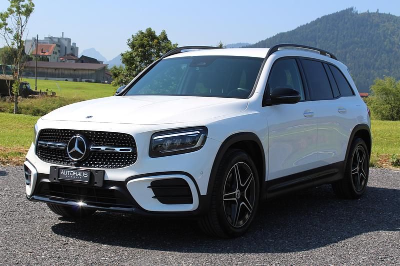 Gebraucht Mercedes GLB200 AMG line 150 PS (110 kW) 2024 SUV