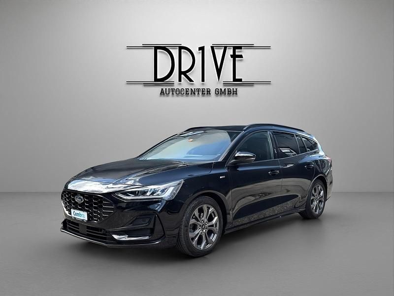 Schwarz Gebraucht 2023 Ford Focus ST-Line X Kombi | CHF 16’900 (Teuer) - Bild 1/3