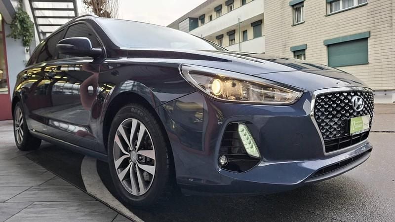 Gebraucht Hyundai i30 120 PS (88 kW) 2018 Kombi