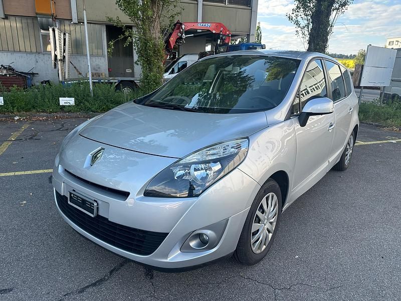 Gebraucht 2011 Renault Scénic III Bose Edition Van / Kleinbus | CHF 6’990 (Teuer) - Bild 1/4