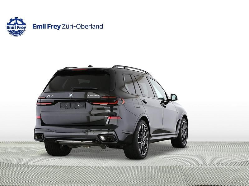 Neu BMW X7 Comfort Edition 351 PS (258 kW) 2026 Weiss SUV