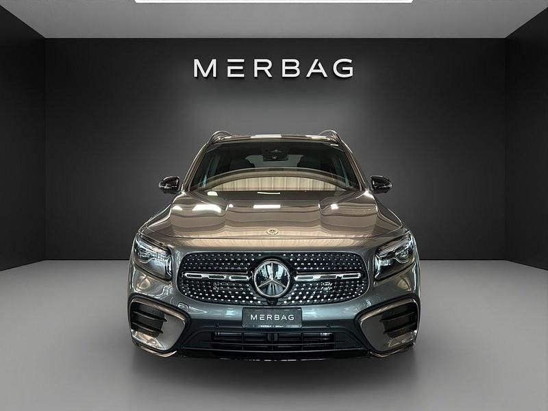 Gebraucht Mercedes GLB220 AMG line 190 PS (139 kW) 2025 Grau SUV