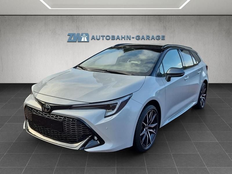 Grau Neu 2025 Toyota Corolla Sport Kombi | CHF 44’500 (Etwas zu teuer) - Bild 1/4