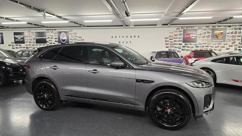 Gebraucht Jaguar F-Pace R-Dynamic 404 PS (297 kW) 2022 SUV