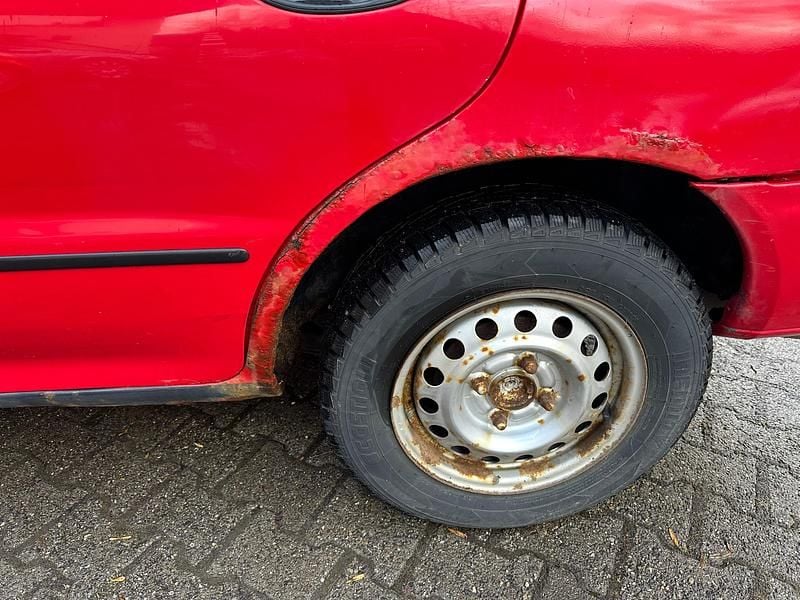 Gebraucht Mitsubishi Lancer 113 PS (83 kW) 2001 Limousine