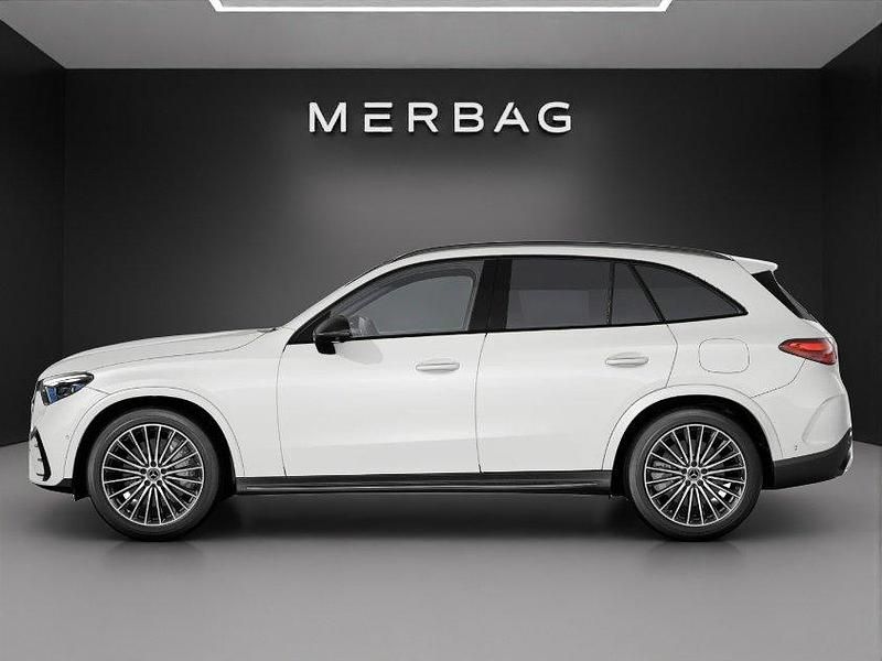 Gebraucht Mercedes GLC300e 335 PS (246 kW) 2023 Weiss SUV