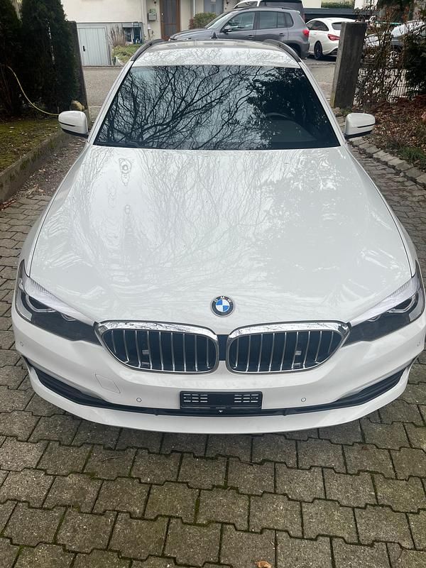 Gebraucht BMW 530 265 PS (194 kW) 2019 Kombi