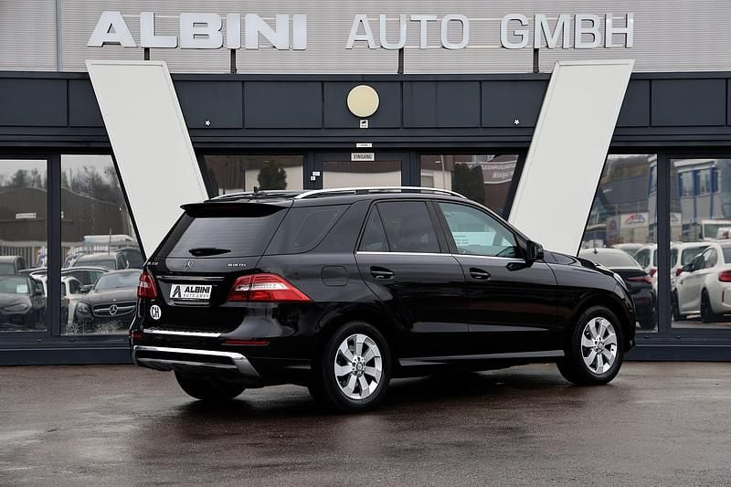 Gebraucht Mercedes ML350 AMG line 258 PS (189 kW) 2015 SUV
