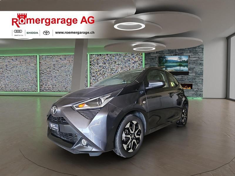 Anthrazit Gebraucht 2022 Toyota Aygo Trend Kleinwagen | CHF 16’890 - Bild 1/4