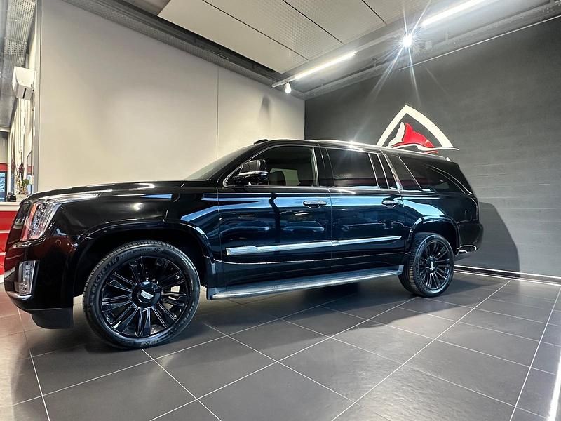 Gebraucht Cadillac Escalade 426 PS (313 kW) 2016 SUV