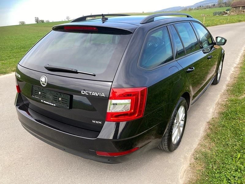 Gebraucht Skoda Octavia Style 184 PS (135 kW) 2020 Kombi