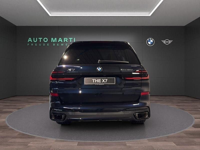 Neu BMW X7 Comfort Edition 351 PS (258 kW) 2025 Anthrazit metallic mét. SUV