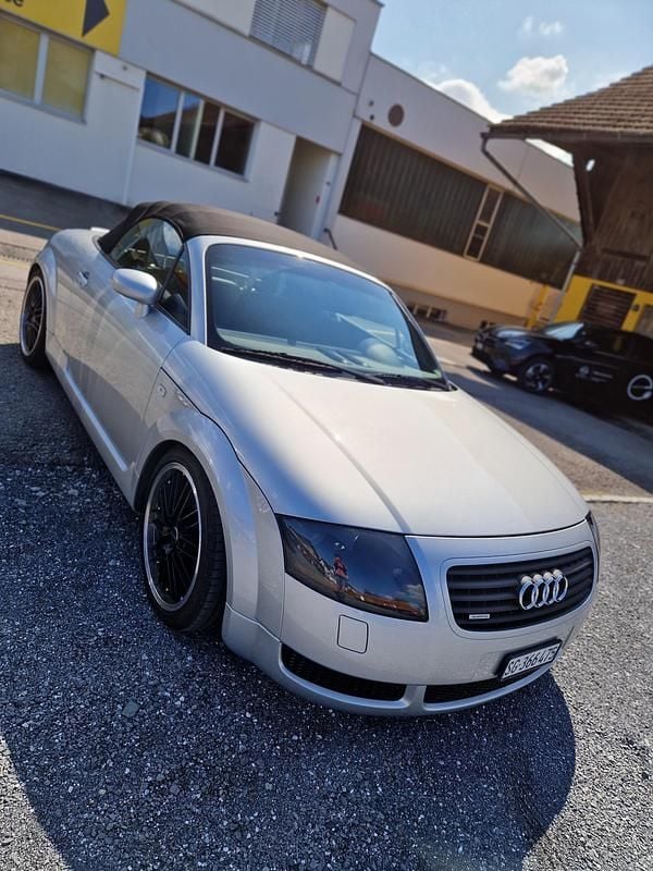 Gebraucht 2001 Audi TT Roadster Cabrio | CHF 5’900 - Bild 1/4