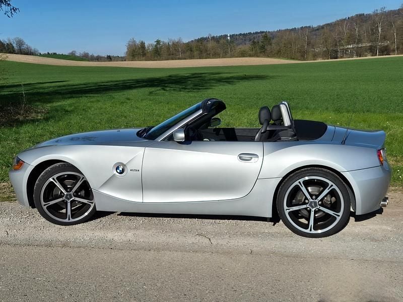 Gebraucht 2003 BMW Z4 Cabrio | CHF 12’500 (Etwas zu teuer) - Bild 1/4