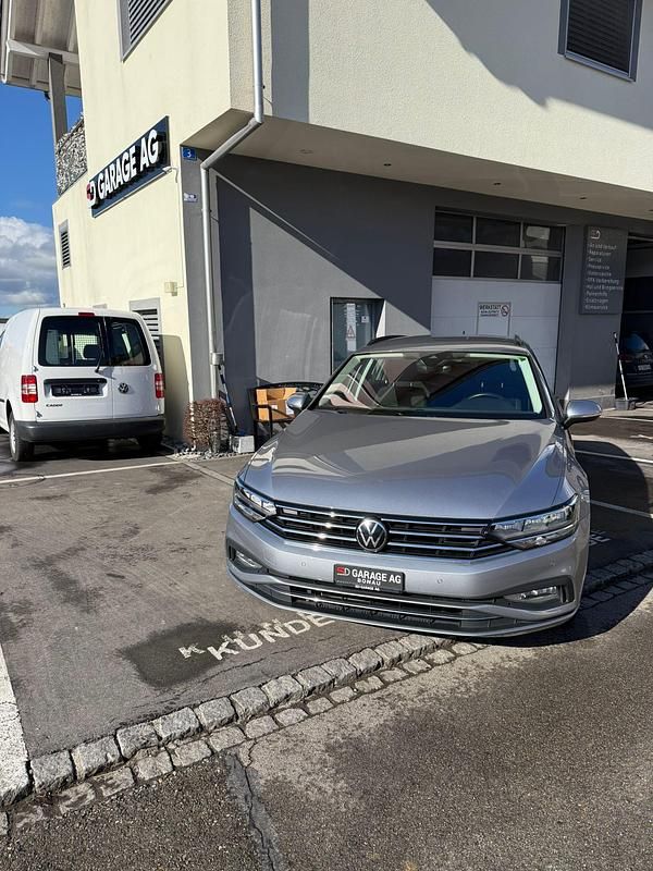 Gebraucht VW Passat Elegance 150 PS (110 kW) 2022 Kombi