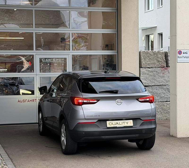 Gebraucht Opel Grandland X Enjoy 130 PS (95 kW) 2017 SUV