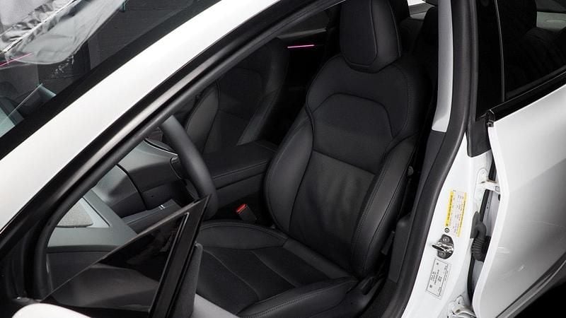 Gebraucht Tesla Model 3 366 kW (498 PS) 2024 Limousine