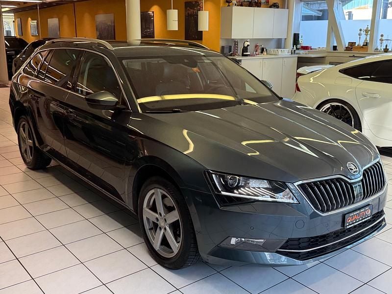 Gebraucht Skoda Superb Style 190 PS (139 kW) 2016 Kombi