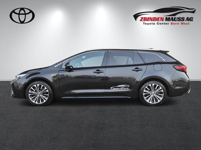 Gebraucht Toyota Corolla Trend 196 PS (144 kW) 2024 Schwarz Kombi